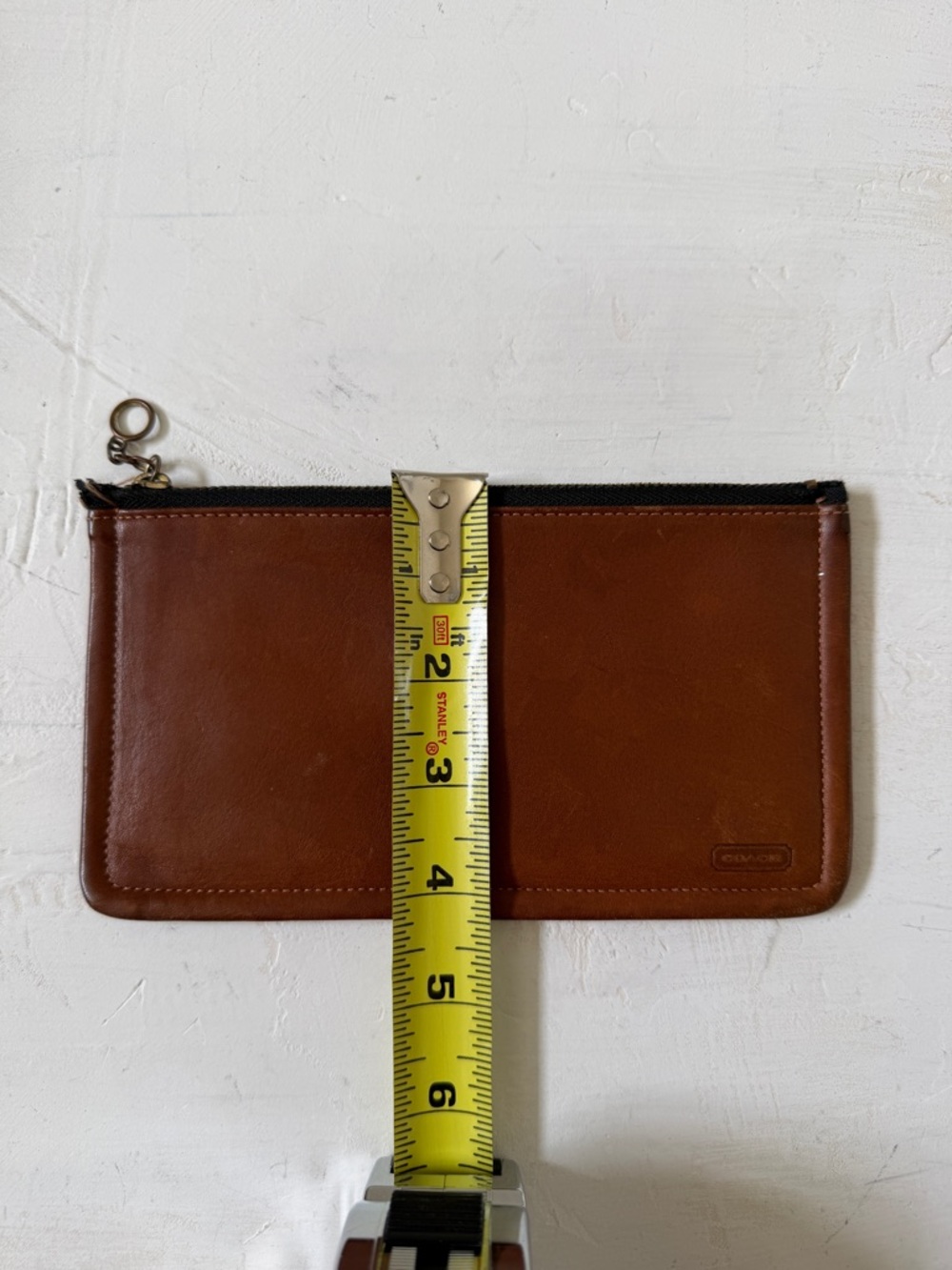 Vintage COACH Skinny British Tan Envelope Case Zip Utility Pouch - Picture 9 of 9